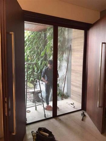 /cua-luoi-chong-muoi (9).